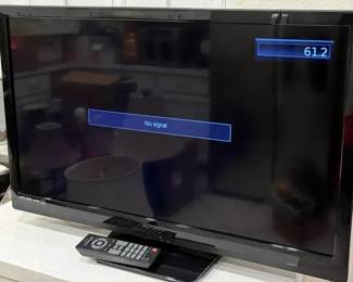 Emerson TV With Remote