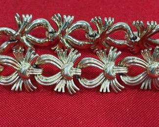 Vintage Coro Gold Tone Bracelet