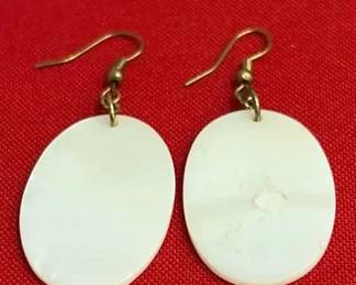 Vintage White Disc Earrings Pierced