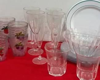 Outdoor Plastic Drinking Glasses Plates