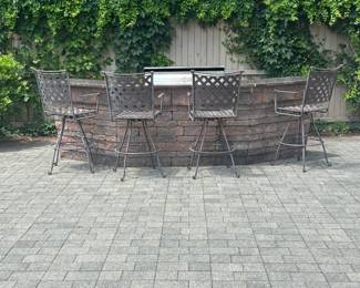 4 SWIVEL BAR STOOLS