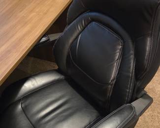 LaZBoy Managers Office Chair fourth image