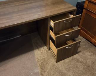 HON Mod LShaped Office Desk third image