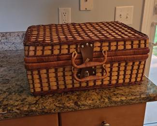 Wicker Picnic Basket Set for