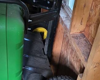 John Deere Y Yard Cart third image