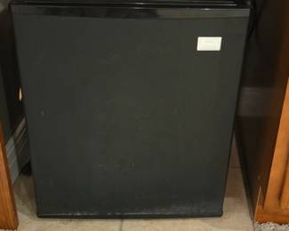 Avanti Compact Refrigerator