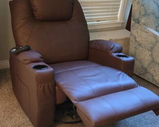 Mcombo Power Lift Massage Recliner third image