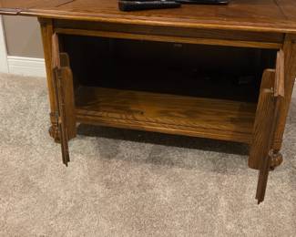 Oak Drop Leaf Coffee Table third image