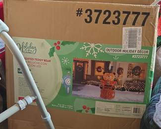 Holiday Living Popup Teddy