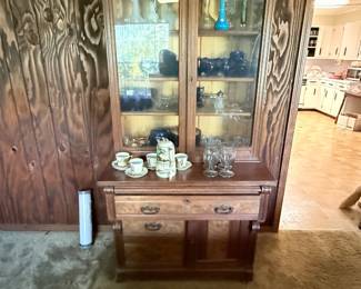 Beautiful East Lake cabinet