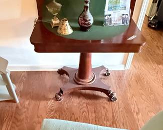 Super Empire card table circuit 1830