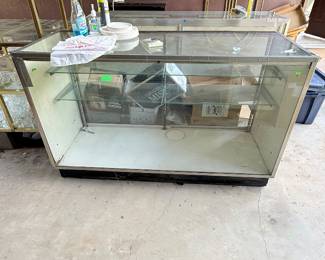 Lots of display cabinets for your shop. Remember these are heavy so bring people to help you move them.