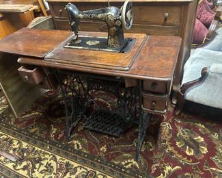 Rare complete Singer sewing machine