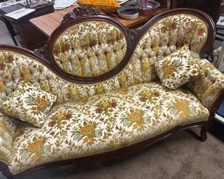 American Rococo Revival oval medallion back settee