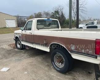 1990 Ford F-250 Reg. Cab 2WD