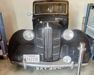 1956 AUSTIN FX3 LONDON TAXI