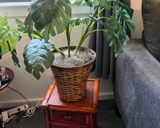 Artificial plant and side table