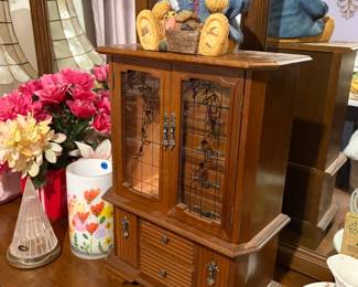 Musical Jewelry box