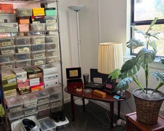 Ladies shoes, size 10 -11, Coffee Table, bar items