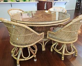 Wicker dining set