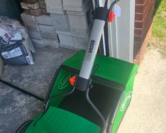Brill Razor Cut Premium 38" Cut With Rear Bagger And Height Adjustment