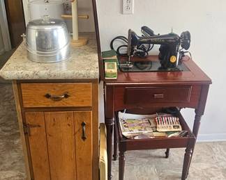 Vintage Singer Sewing Machine With Cabinet And Bench With Storage