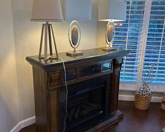 Electric fireplace, table lamps