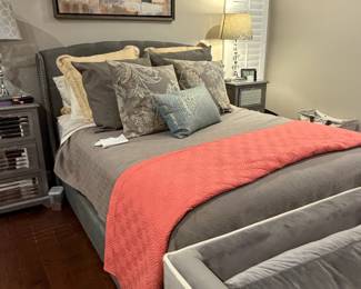 Queen bed