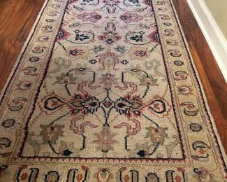 Accent rug