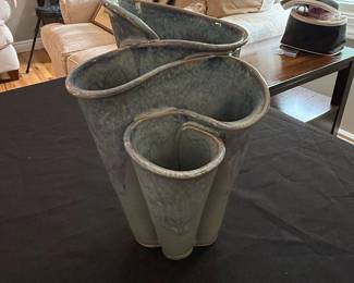 Bay Pottery "Ribbon" 3-Chamber Vase