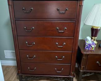 Traditional 5-Drawer Chest with Decorative Metal Scroll Base