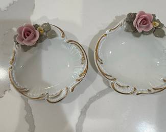 Set of 2 Vintage Dresden Porcelain Ashtrays with Applied Pink Roses and Gold Trim