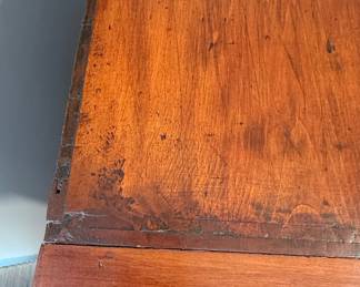 Antique Cherry Hepplewhite Chest of Drawers with Acorn and Leaf Pulls