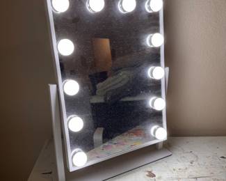 Make up vanity light