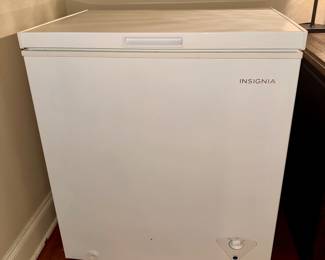 Insignia Deep Freezer. Measurements 28 x 33 1/2 x 20”d