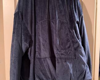 Comfy brand wearable blanket