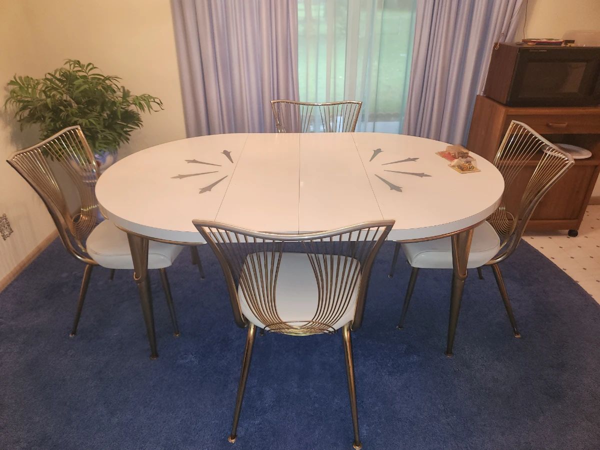 Vintage Virtue Brothers of California dining table and 4 chairs