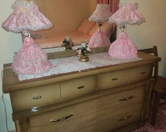 MCM dresser with mirror