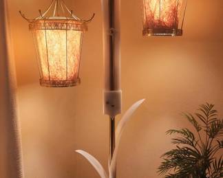 MCM Moss tension pole lamp