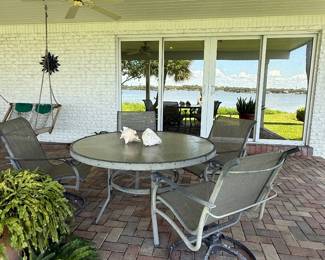 Patio set - as is