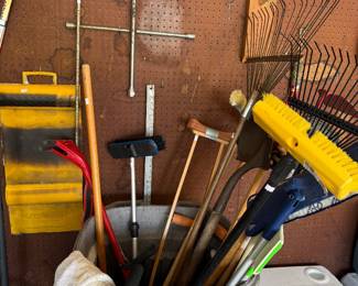 Lawn tools