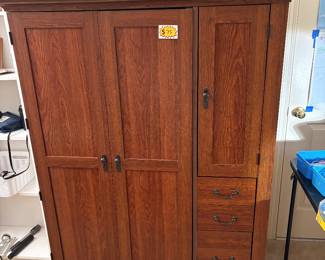 Armoire desk