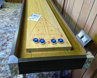 American Shuffleboard w/ Triangular Layout