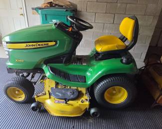 JD X360 Premium Lawn Garden Tractor - approx 600 hours