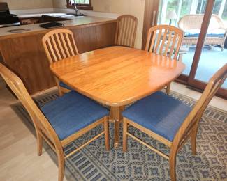 Dining table and 6 chairs