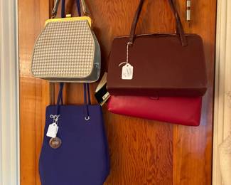 Like new designer handbags...Ralph Lauren, Mondoni, Liz Claiborne