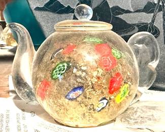 Glass teapot