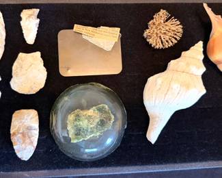 Arrowheads, Trinitite sand (in resin) from first atomic explosion in NM, shells