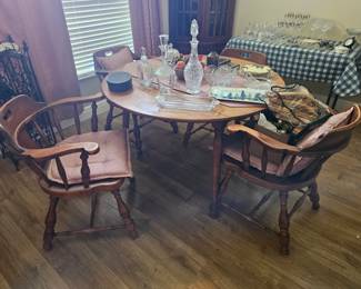 Antique solid wood round table 4 chairs $350