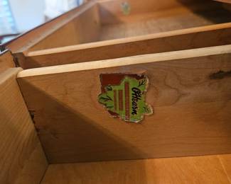 Vintage O'hearn sugar maple 2 piece dresser set